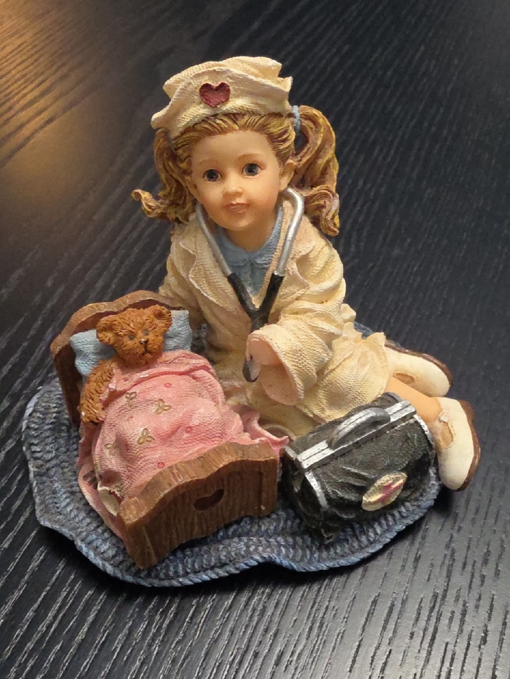2001 Boyds Bear Yesterdays Child Dollstone Danielle... Sweet Comforts